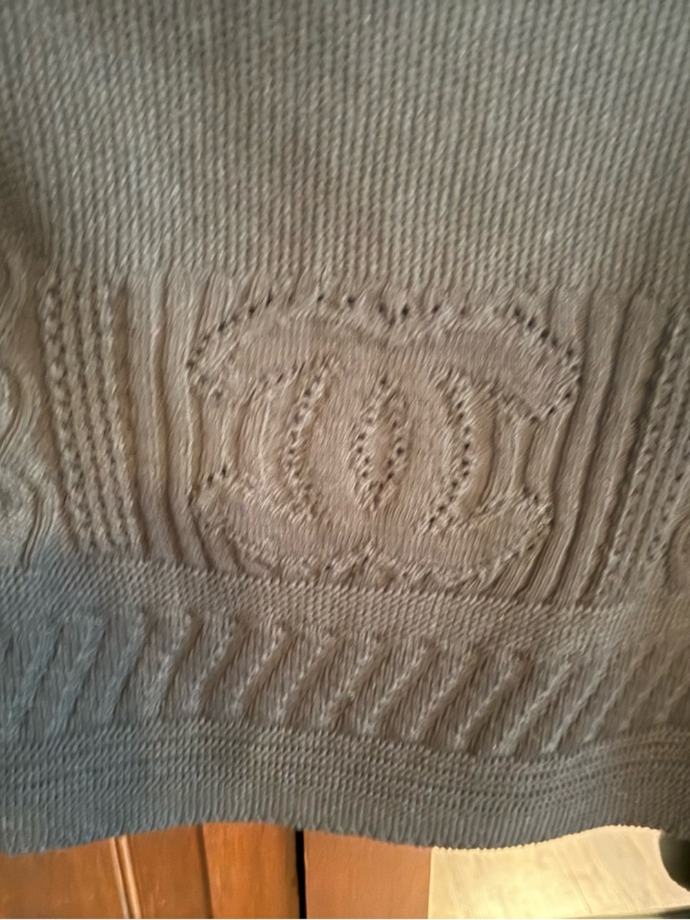 CHANEL Black Off-the-Shoulder Cable Knit Sweater with Logo - Picture 2 of 8